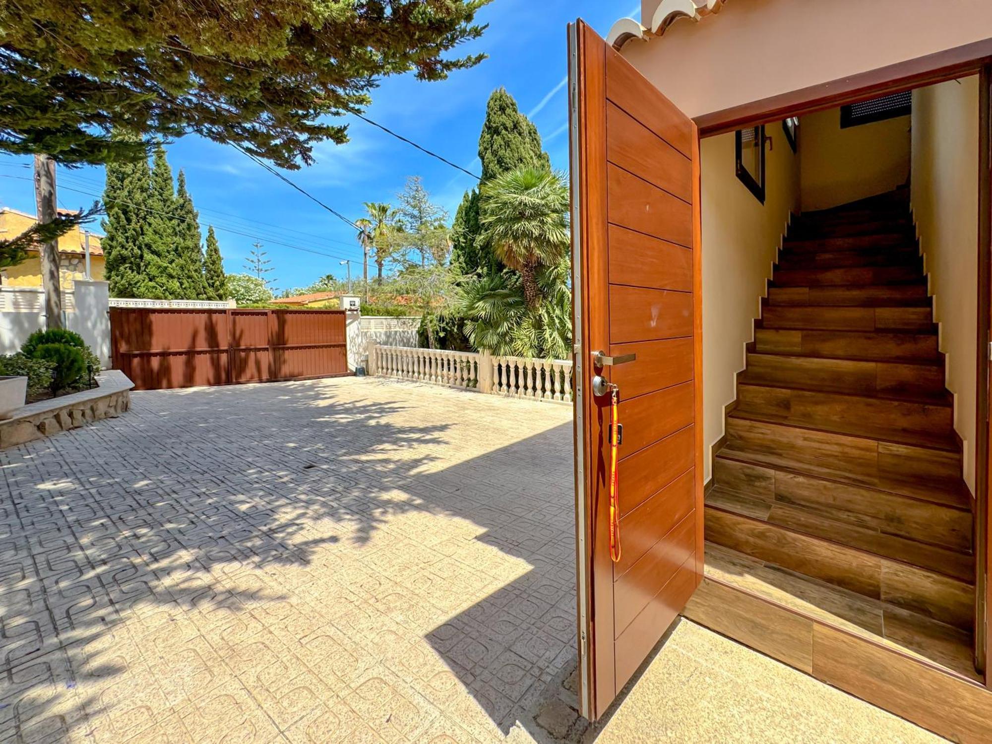 Appartement La Amistad En Con Piscina Compartida